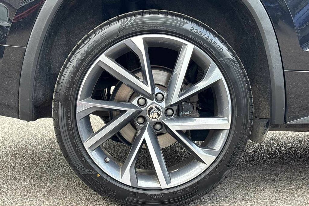 Skoda Kodiaq 1.5 Tsi Sport Line Dsg 7 Seat Black #5