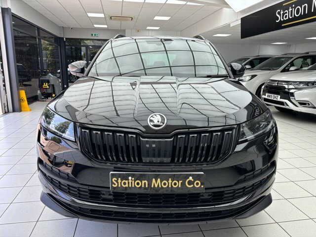 Skoda Karoq Tsi Act Sportline Suv Black #4
