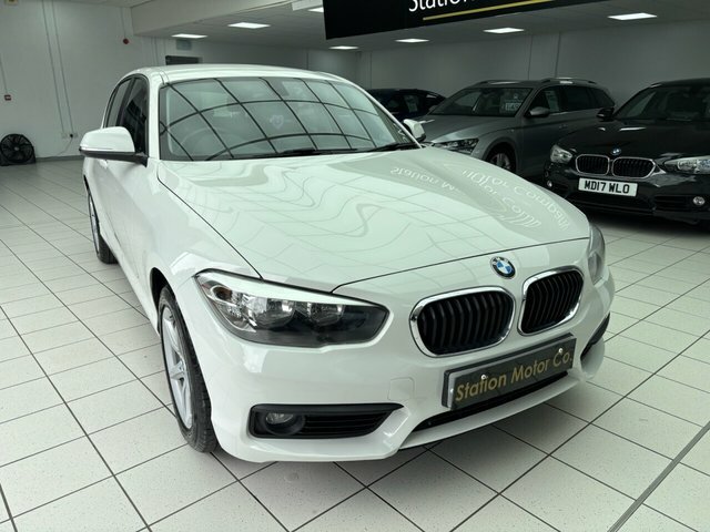 BMW 1 Series 118I Se Hatchback White #3