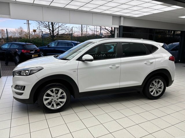 Hyundai Tucson Crdi Mhev Se Nav White #2