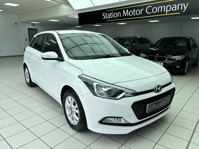 Hyundai I20 Se Hatchback White #3