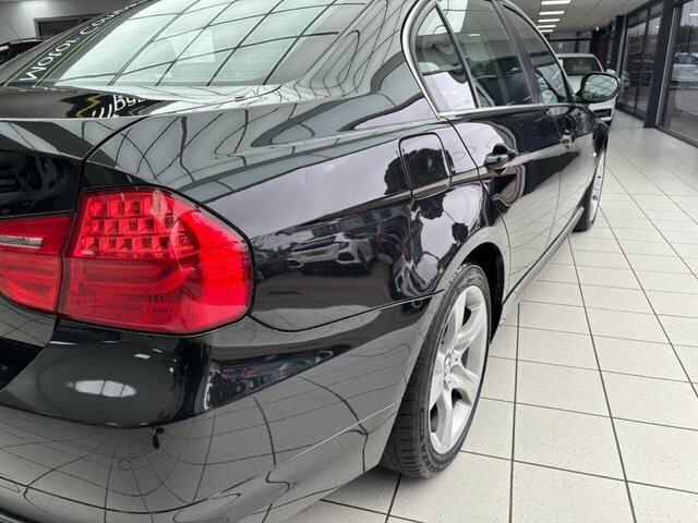 BMW 3 Series Estate 2.0 318D M Sport Touring Euro 5 Ss Black #17