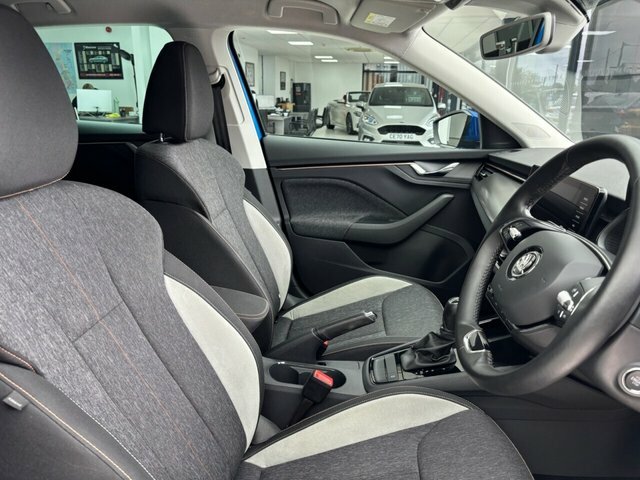 Skoda Scala Tsi Se L Hatchback Blue #3