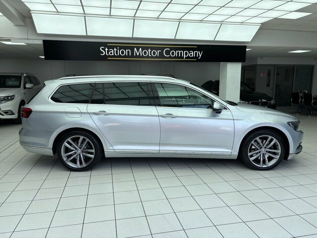 Volkswagen Passat 2017 67 Gt Blue #14