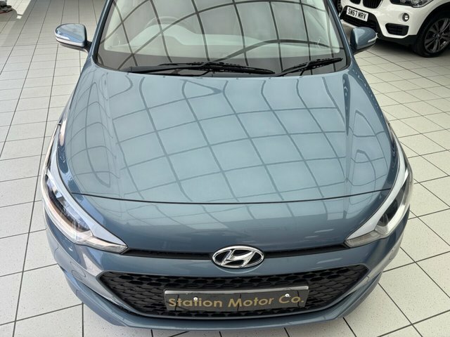 Hyundai I20 Se White #21