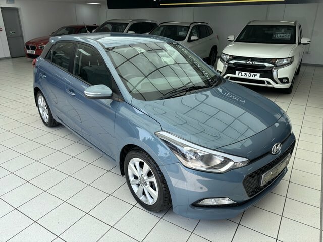 Hyundai I20 Se White #23