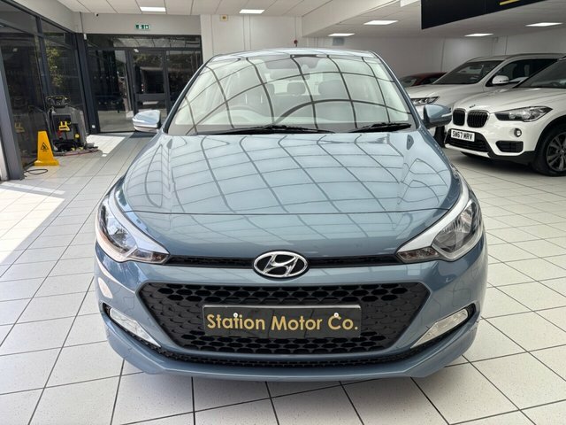 Hyundai I20 Blue Drive Se Hatchback Blue #4