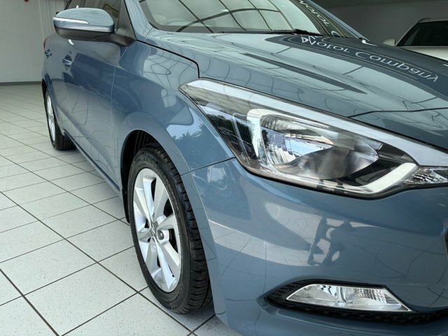 Hyundai I20 Se White #14