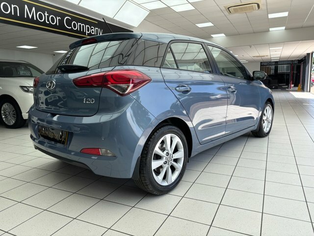 Hyundai I20 Se White #19