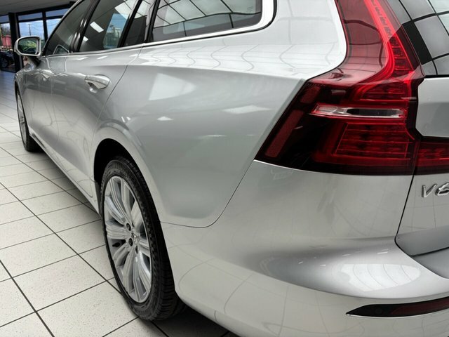 Volvo V60 D3 R-design 148 Red #15