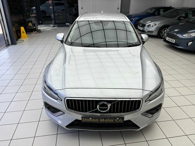 Volvo V60 D3 R-design 148 Red #21