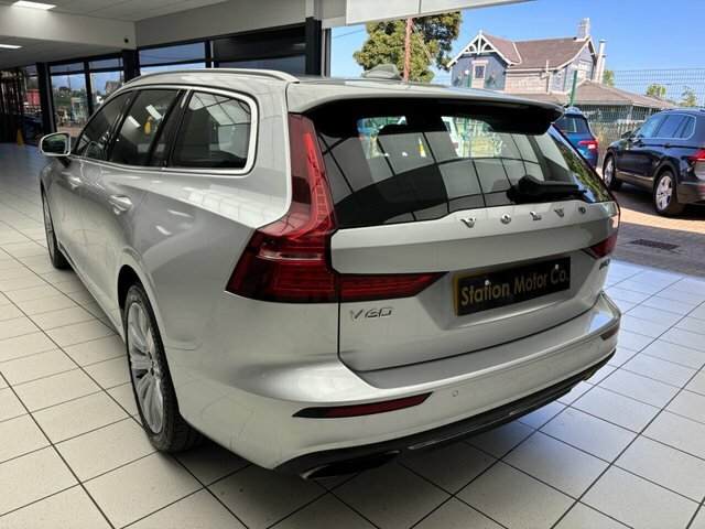 Volvo V60 D3 R-design 148 Red #8