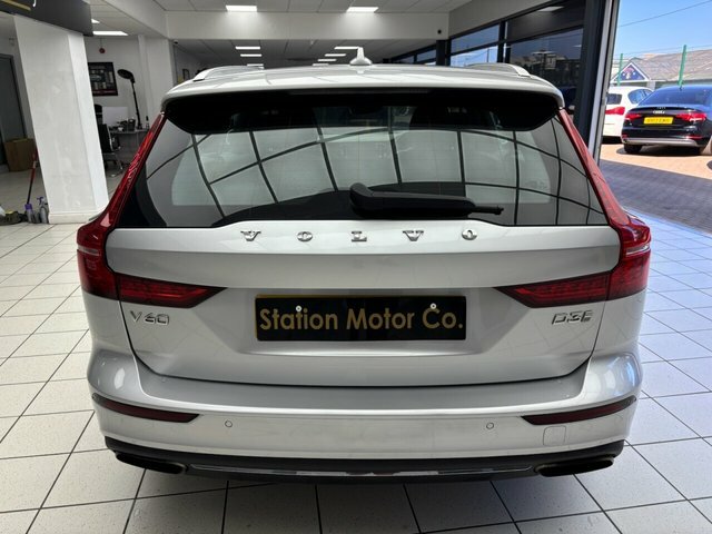 Volvo V60 D3 R-design 148 Red #9