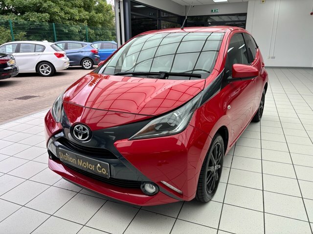 Toyota Aygo Vvt-i X-style Hatchback Red #5