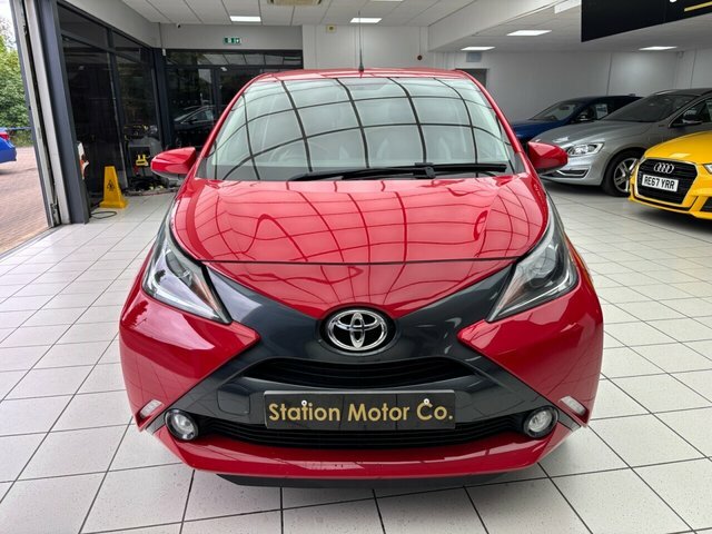 Toyota Aygo Vvt-i X-style Hatchback Red #4