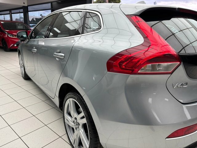 Volvo V40 2.0 D4 R-design Pro Euro 6 Ss Silver #16