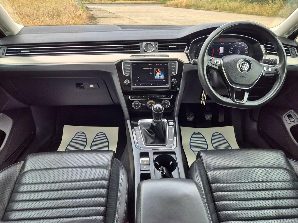 Volkswagen Passat Estate 2.0 Tdi Bluemotion Tech Se Dsg Euro 5 Ss Brown #26