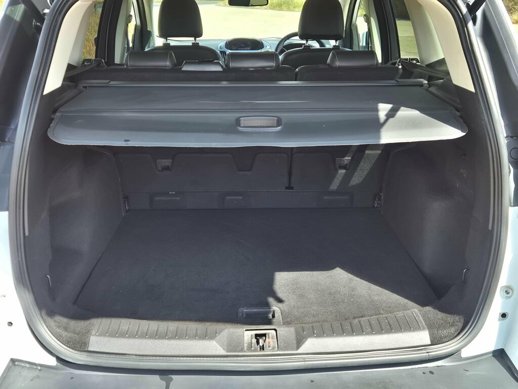 Ford Kuga 2.0 Tdci Titanium X Suv Awd Euro White #14