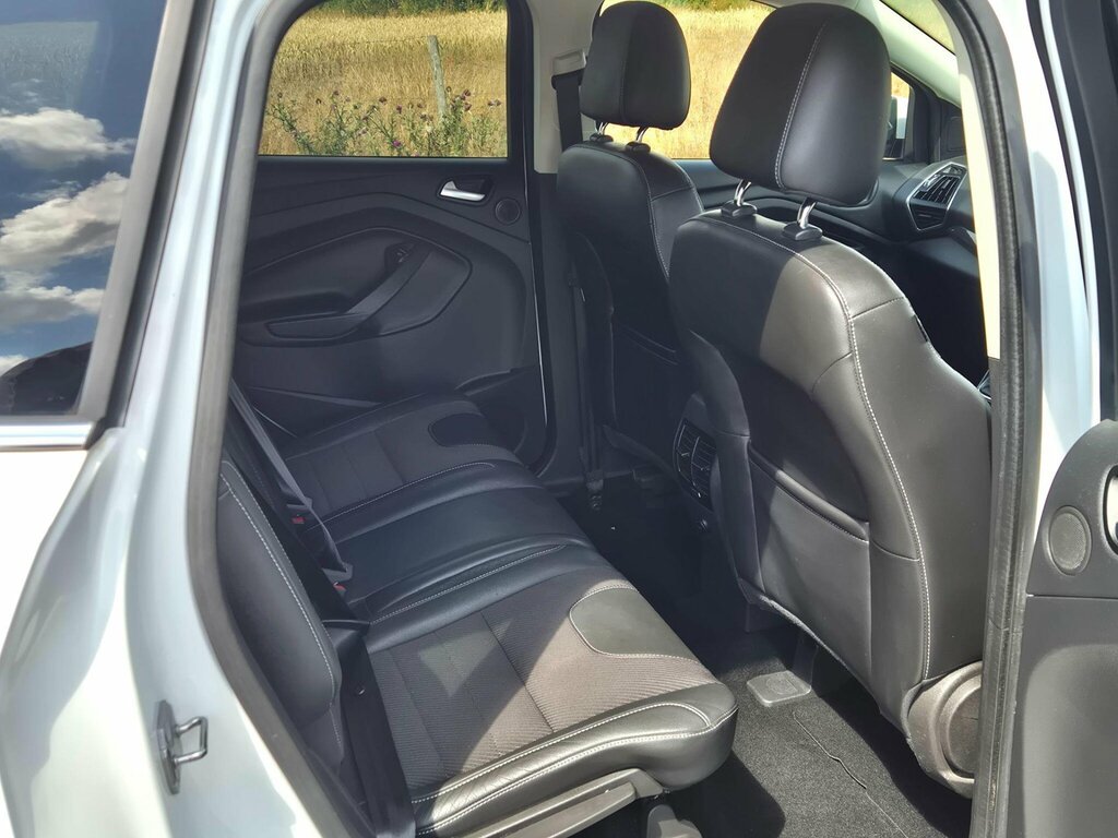 Ford Kuga 2.0 Tdci Titanium X Suv Awd Euro White #9