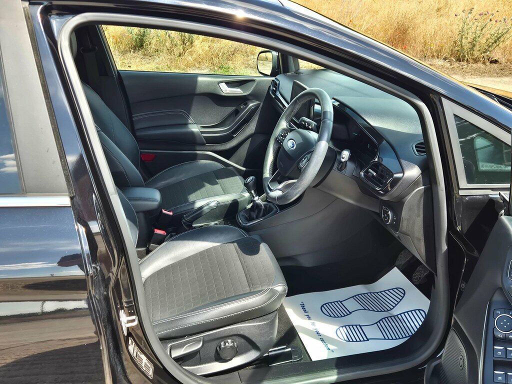 Ford Fiesta 1.0T Ecoboost Titanium X Euro 6 Ss Black #4