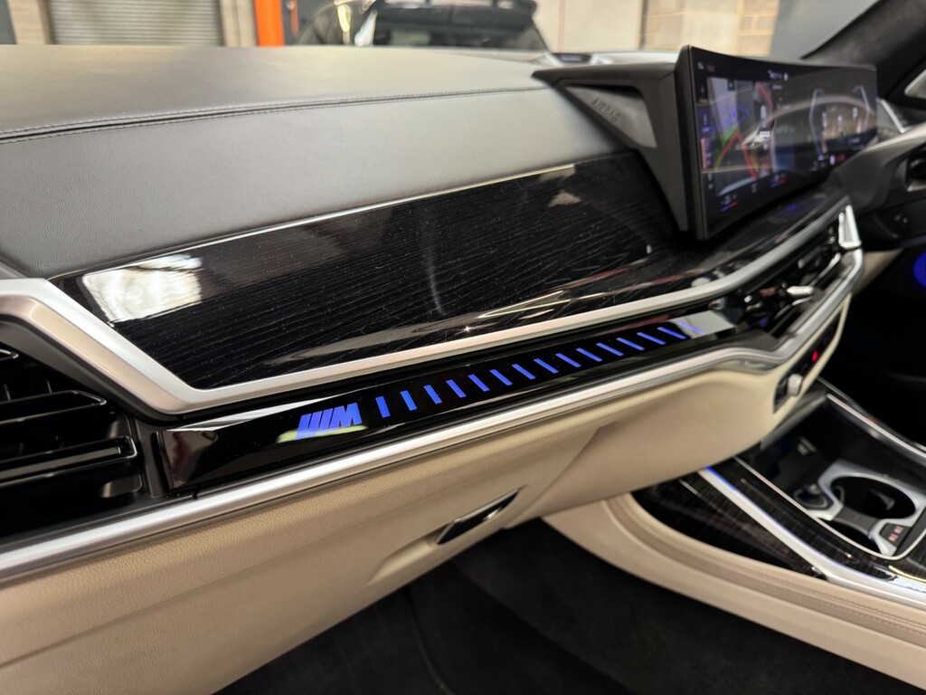BMW X7 3.0 40D Mht M Sport Suv Hybrid Xdr Black #60