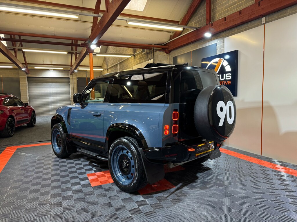 Land Rover Defender 90 2.0 P300 Se Suv 4Wd Euro 6 Ss