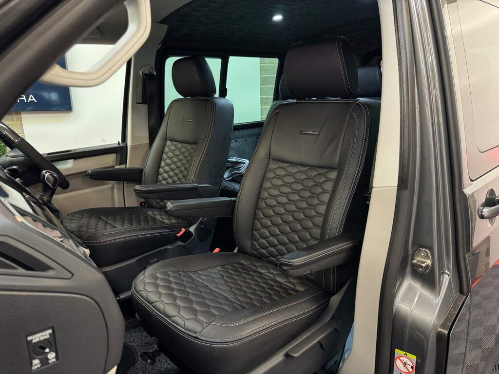 Volkswagen Transporter T30 Swb 2.0 Tsi Enhanced 500 Deposit Contributi Grey #2