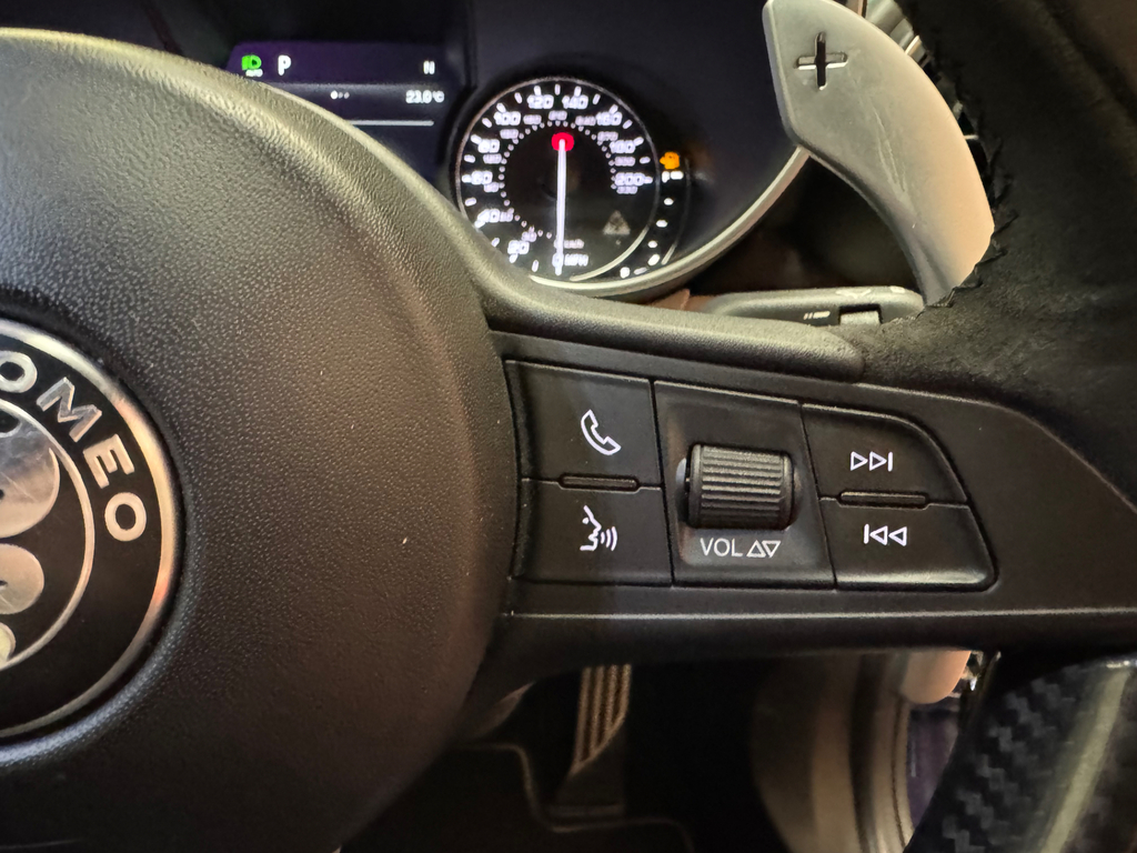 Alfa Romeo Giulia Tb 2.0T Veloce #37