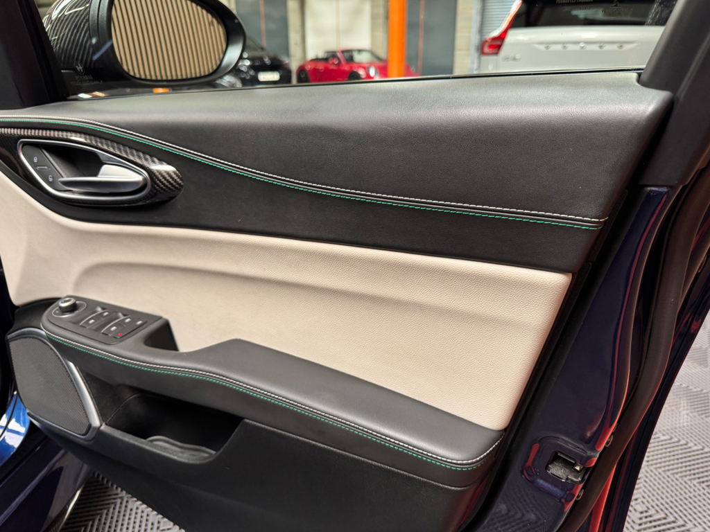 Alfa Romeo Giulia Tb 2.0T Veloce #47