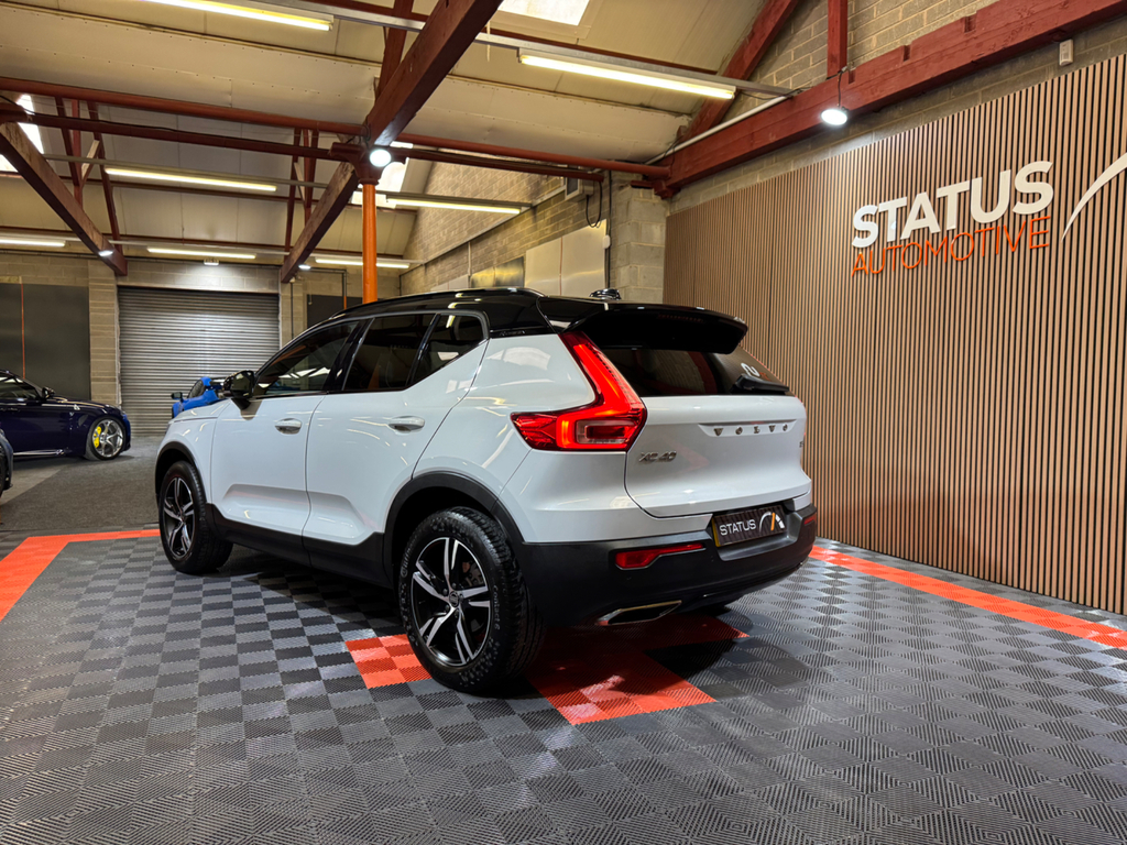 Volvo XC40 1.5 T3 R-design Suv Euro 6 Ss #2