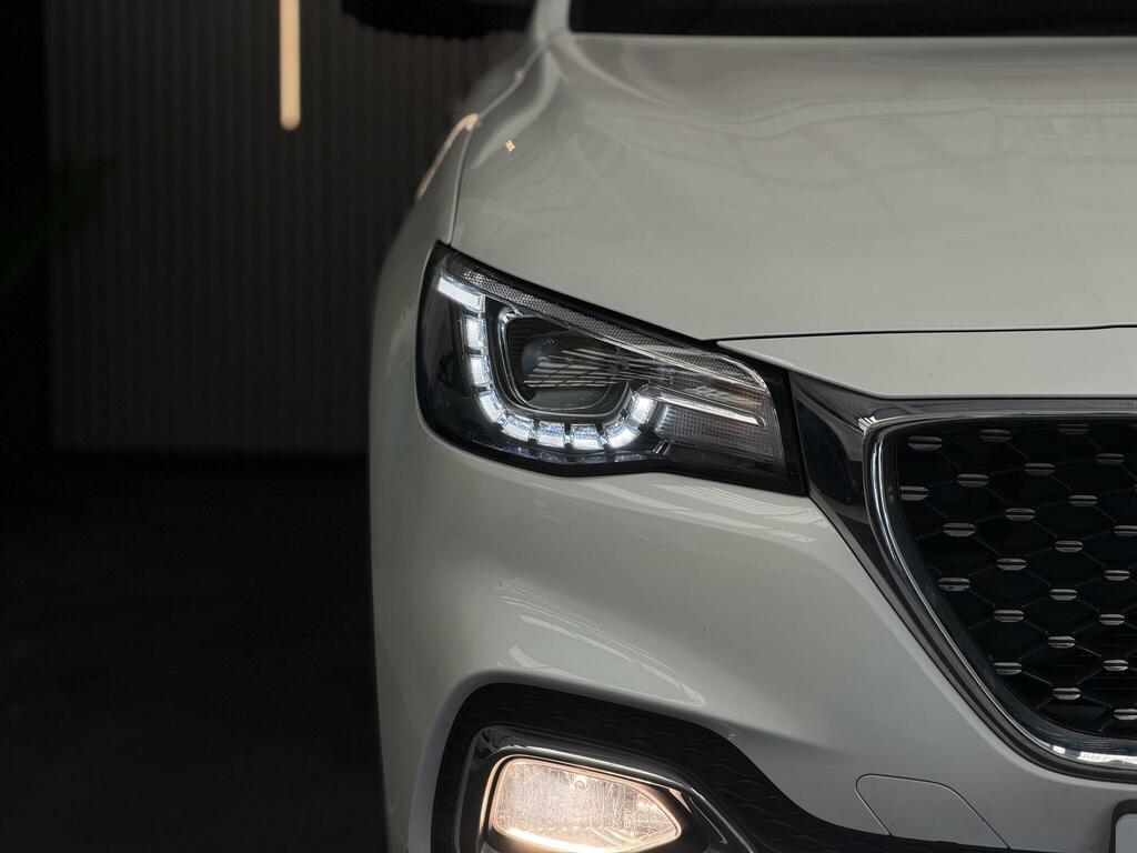 MG ZS Exclusive White #6