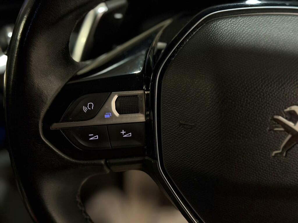 Peugeot 5008 1.2 Puretech Gt Line White #19