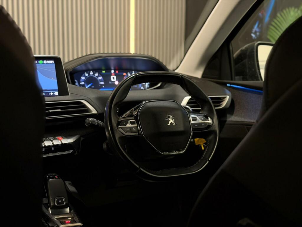 Peugeot 5008 1.2 Puretech Gt Line White #24