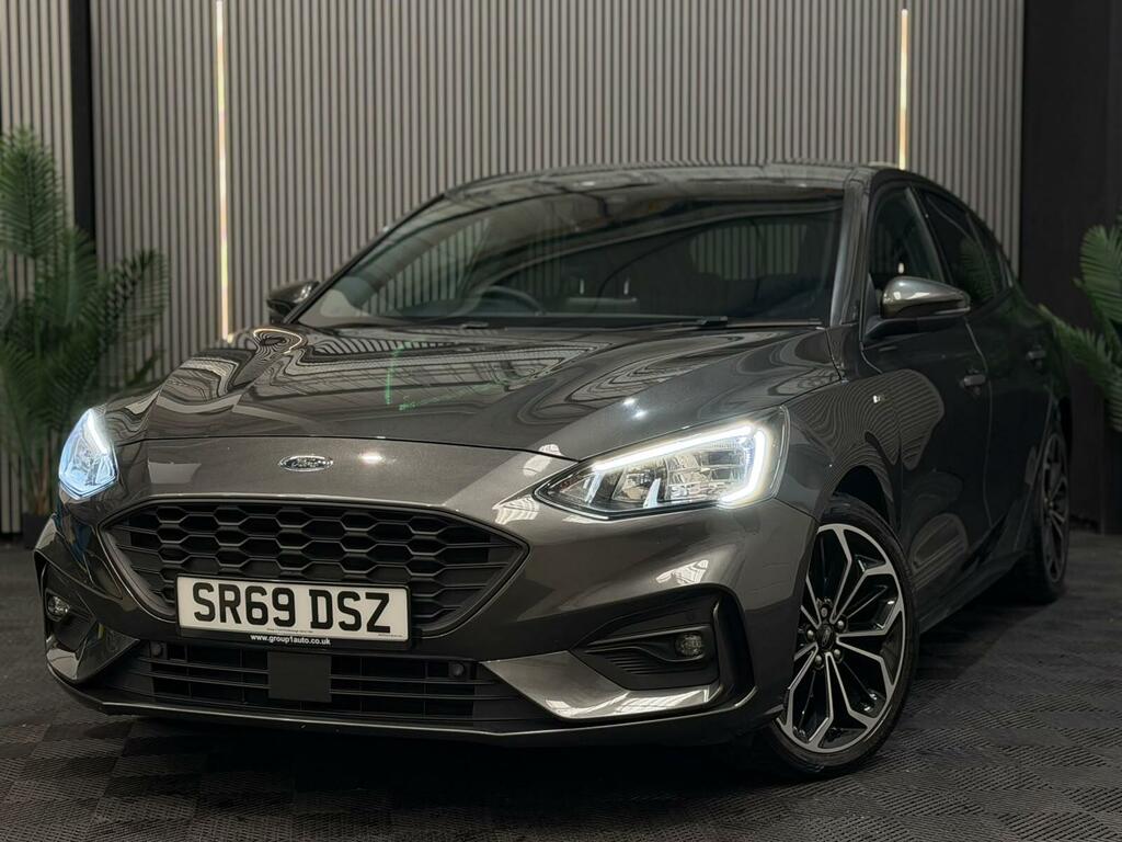Ford Focus St-line X Grey