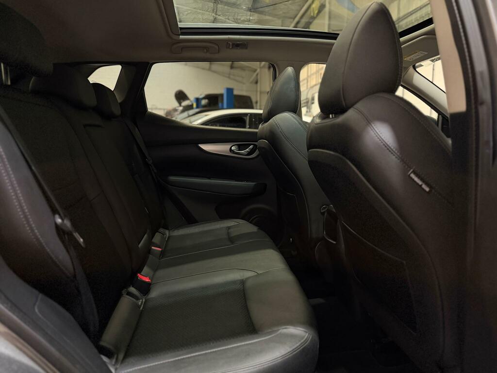 Nissan Qashqai Acenta Premium Grey #32