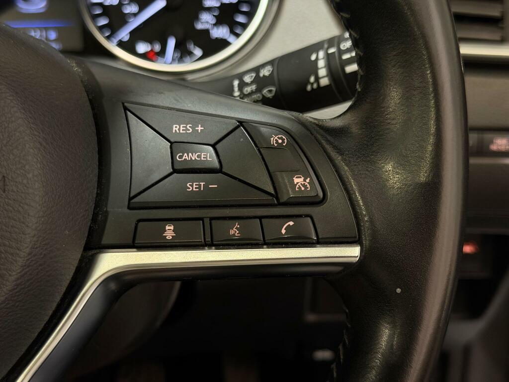 Nissan Qashqai Acenta Premium Grey #21