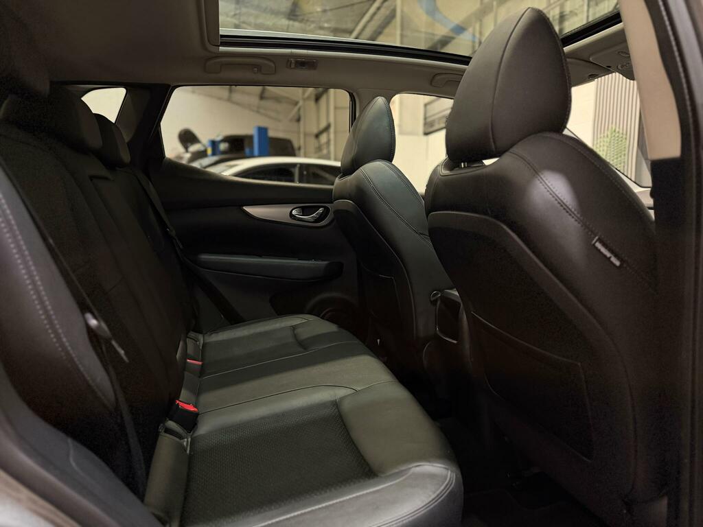 Nissan Qashqai Acenta Premium Grey #31