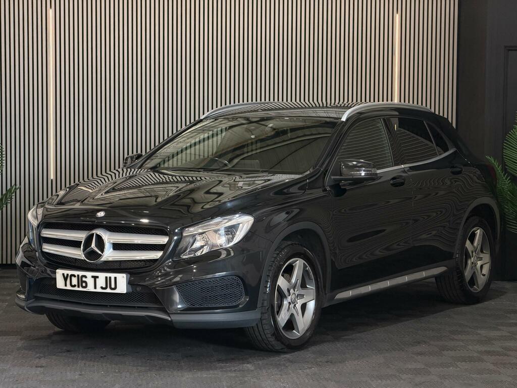 Mercedes-Benz GLA Class Amg Line Black