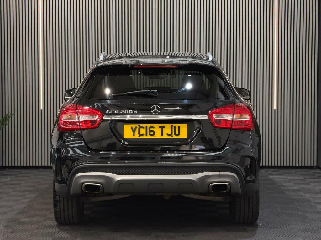 Mercedes-Benz GLA Class Amg Line Black #5