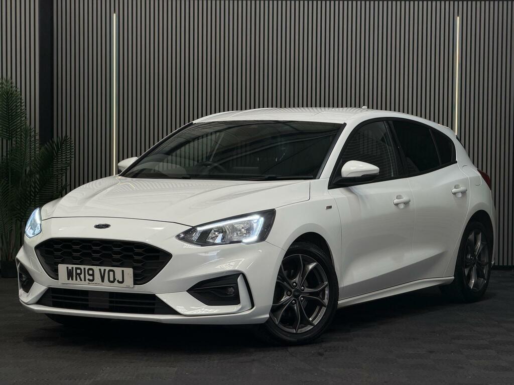 Ford Focus St-line White #2