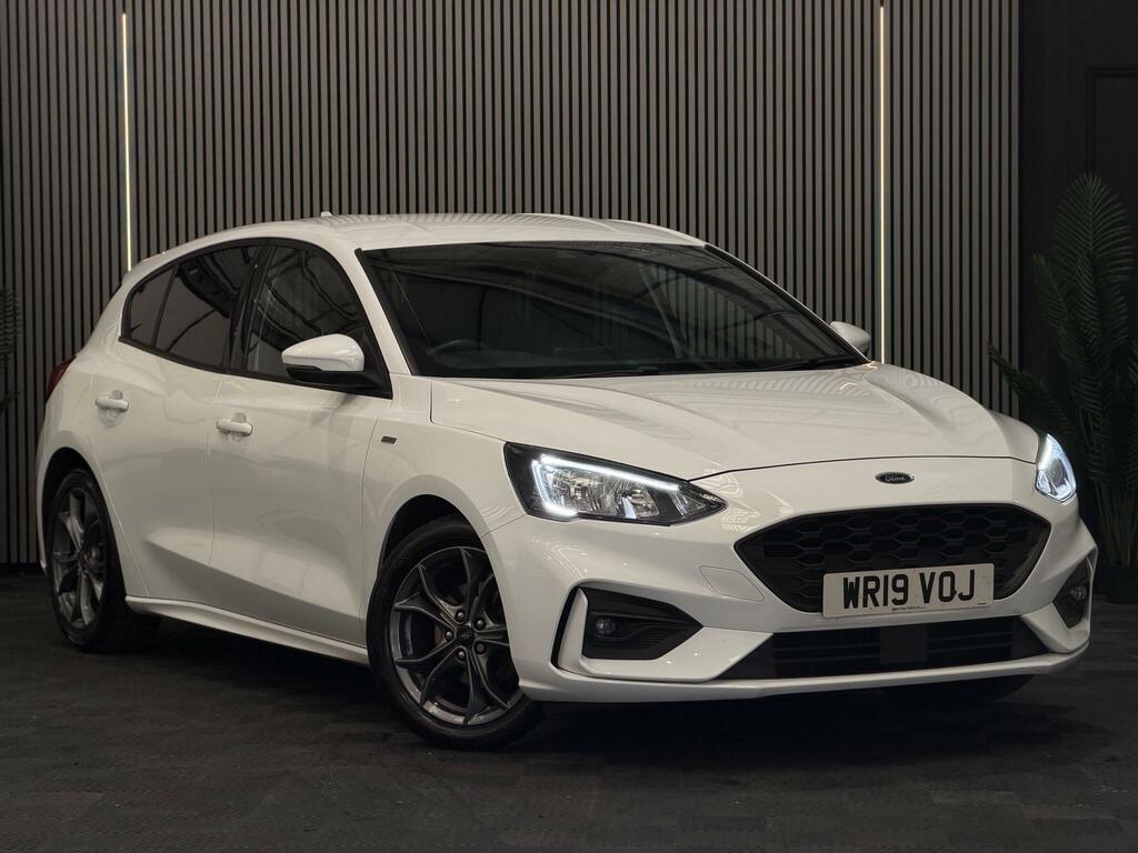 Ford Focus St-line White #6