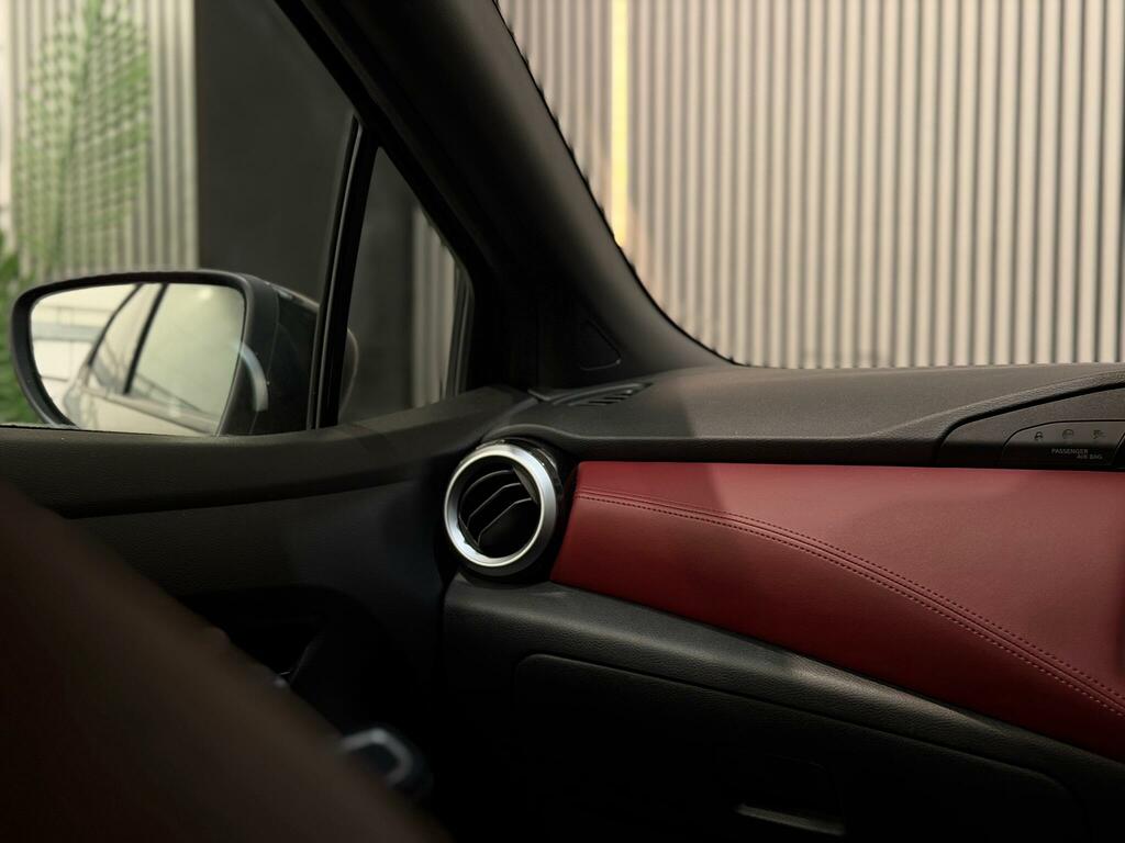 Nissan Micra 1.0 Acenta Orange #29