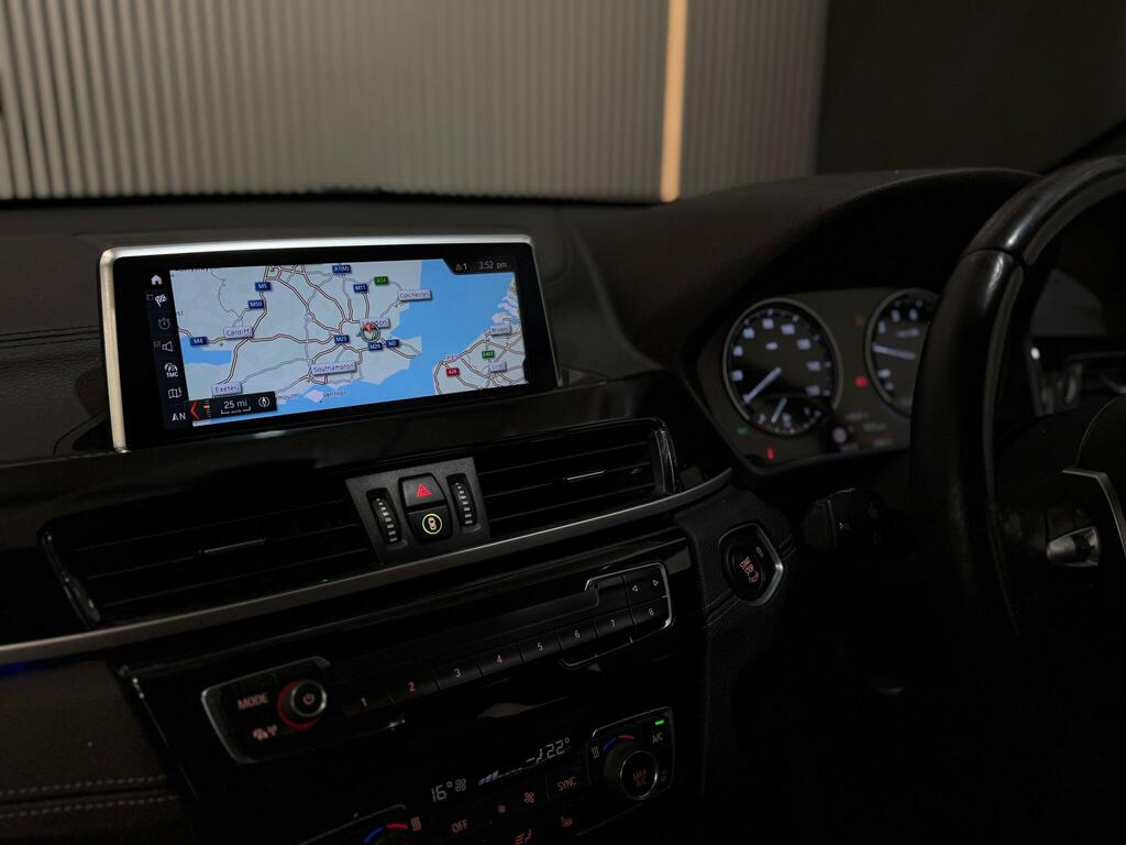 BMW X1 20I Se Suv Black #25