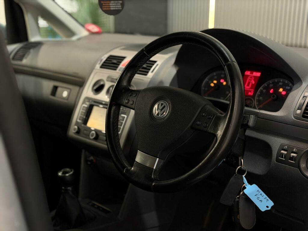 Volkswagen Touran 1.9 Tdi Bluemotion Tech Black #13