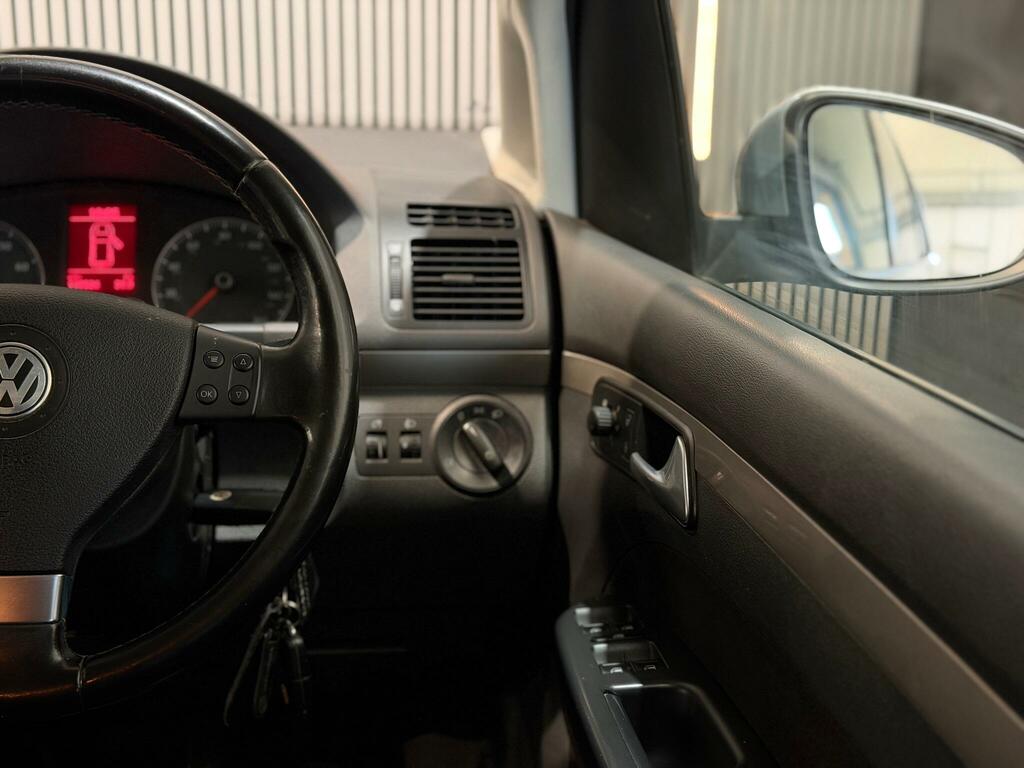 Volkswagen Touran 1.9 Tdi Bluemotion Tech Black #15