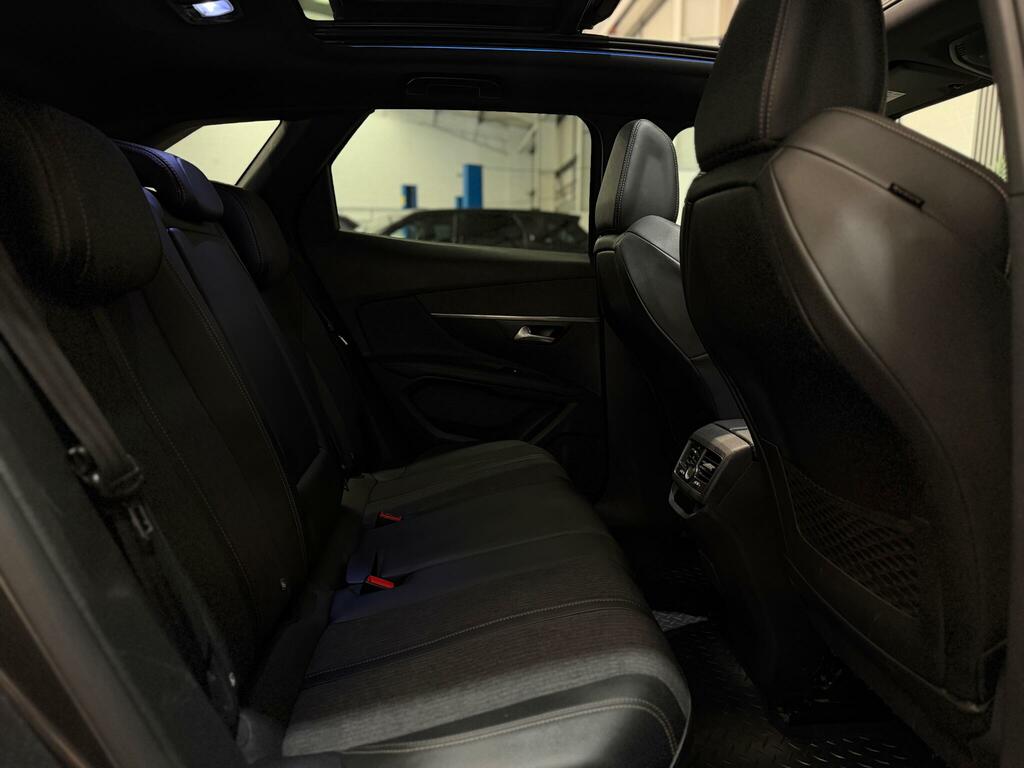 Peugeot 3008 1.2 Puretech Allure Grey #32