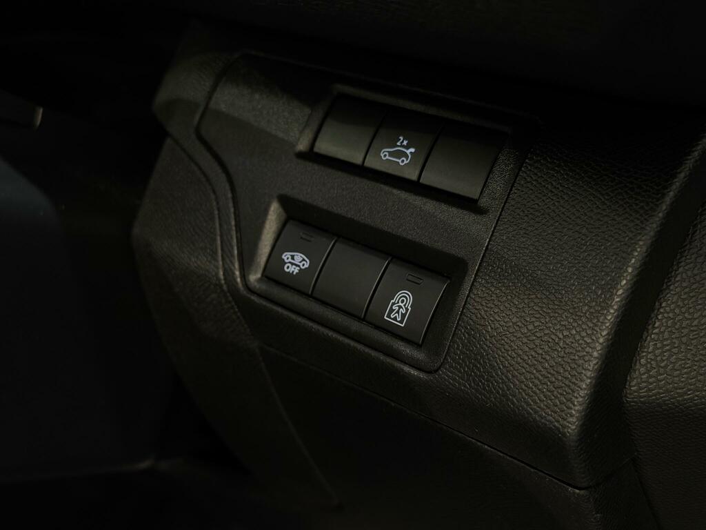 Peugeot 3008 1.2 Puretech Allure Grey #23