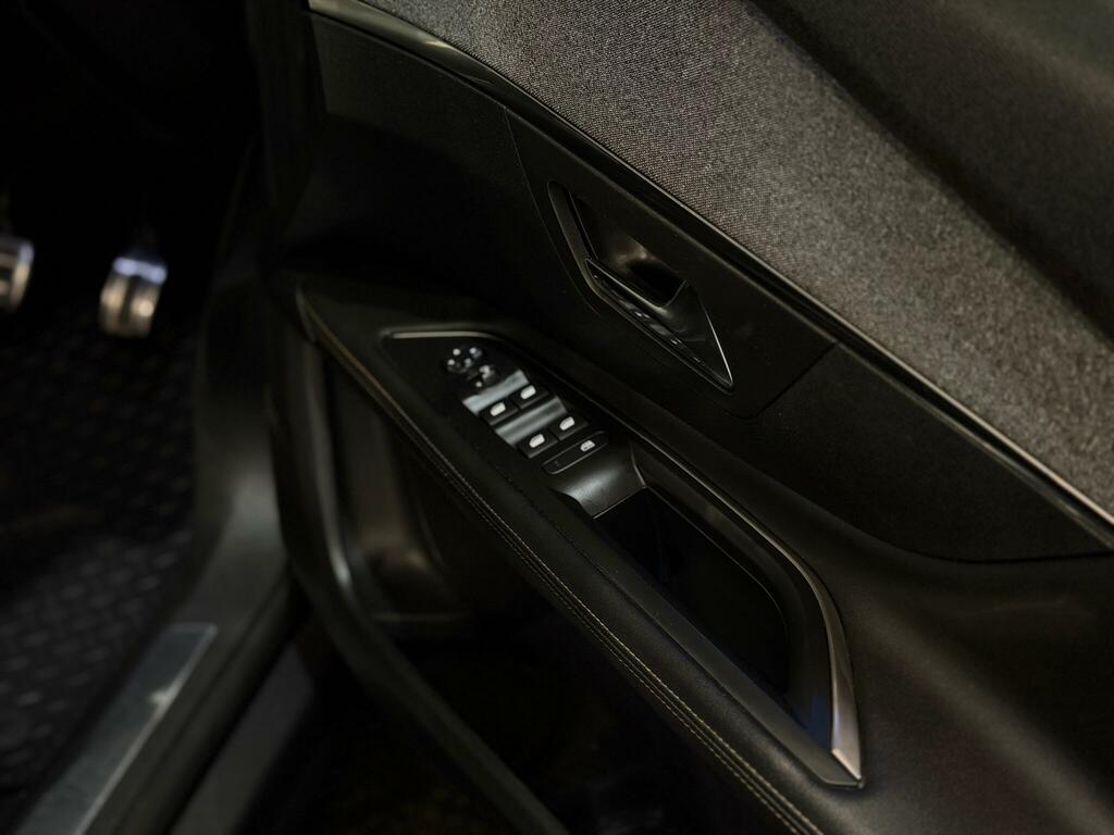 Peugeot 3008 1.2 Puretech Allure Grey #14