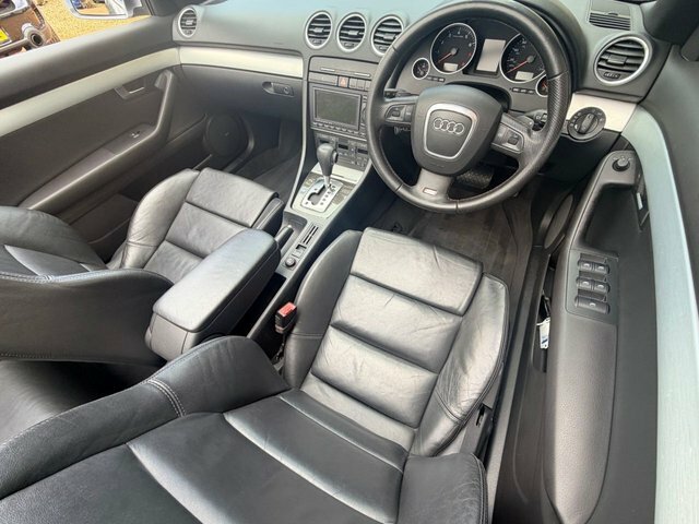 Audi A4 Cabriolet Cabriolet 2.0 Tfsi Multitronic Black #31