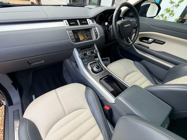 Land Rover Range Rover Evoque 2.0 Td4 Se Tech Pan Roof, 20 Alloys Inc, 4X4, #3